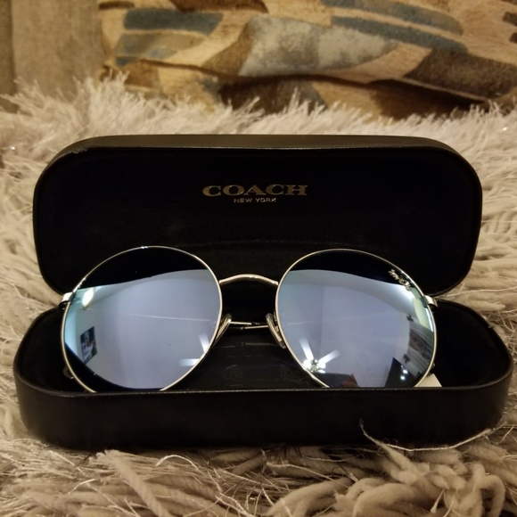 Coach Sun glasses! - Picture 2 of 3